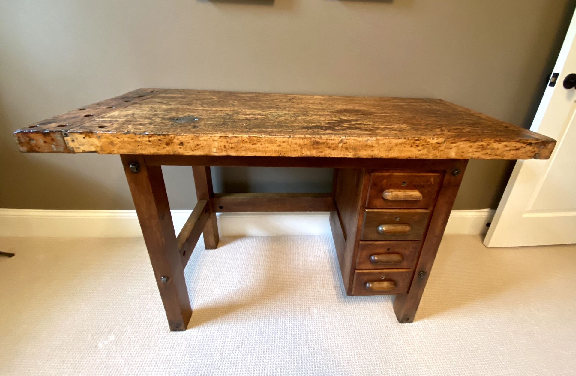Working Desk