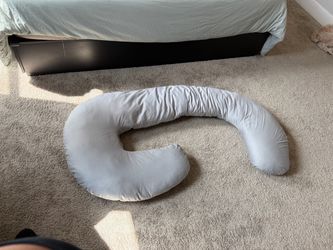 Free pregnancy pillow