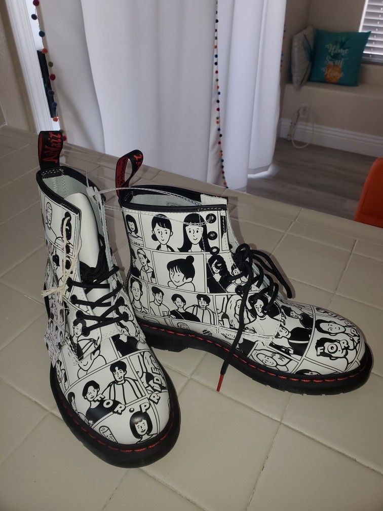 Doc Martens Leather Boots Unisex