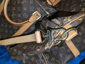 LV Duffle Bag Classic for Sale in Beverly Hills, CA - OfferUp