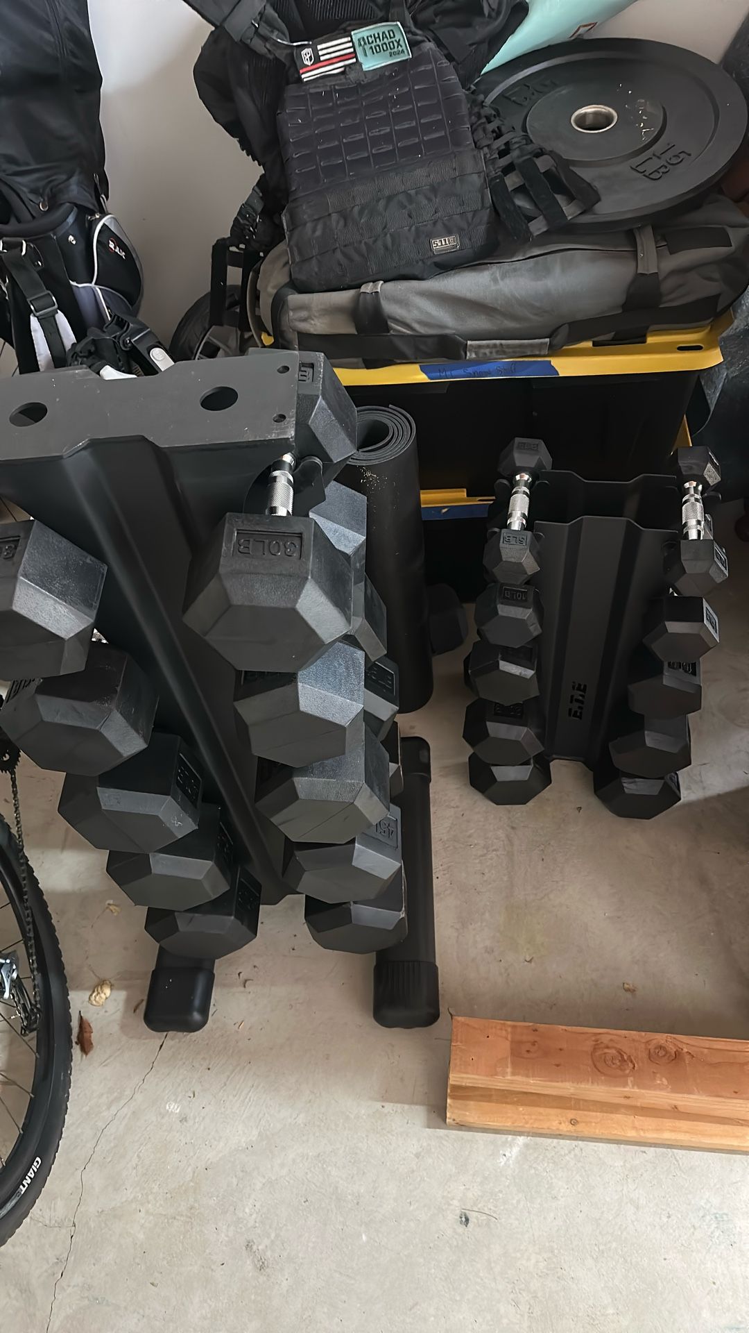 DUMBBELL SET