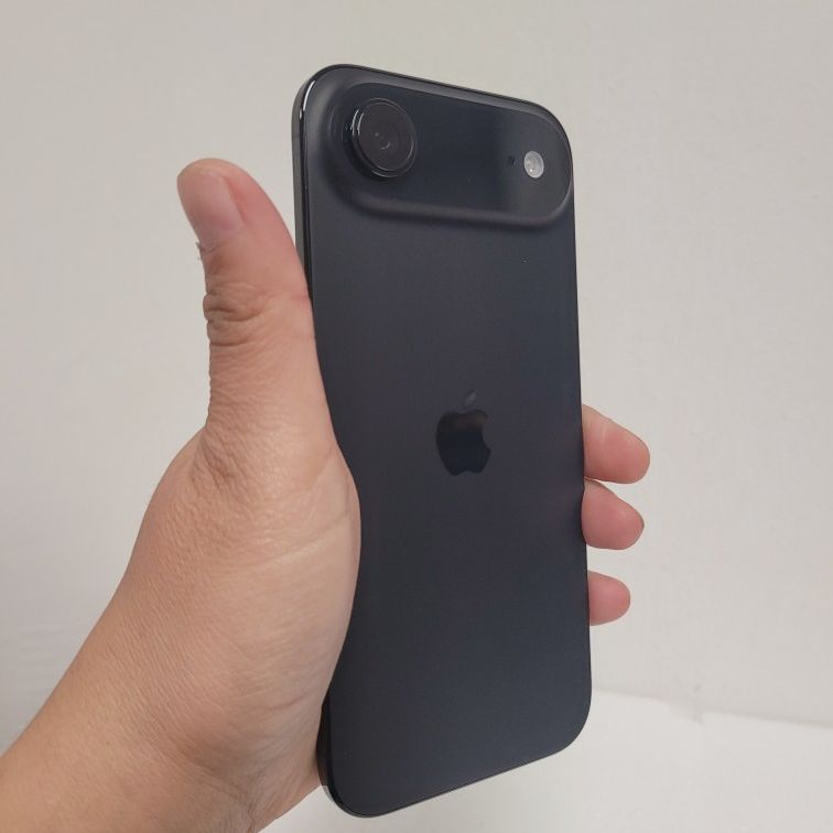 17 air unlocked $55 Down ** P@yment Plan