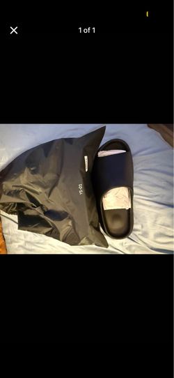 Yeezy slides