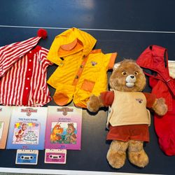 Teddy Ruxpin Story Telling Bear