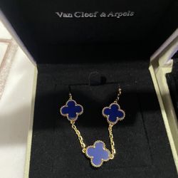 Van Cleef Blue Cleef 18k Gold