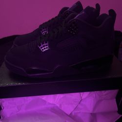 Jordan 4 Black Cat Size 10.5