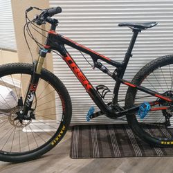 Trek Superfly 9.8SL