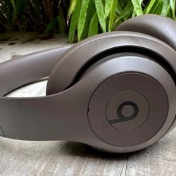 Beats Studio Pro Wireless