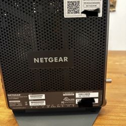 NETGEAR Nighthawk Cable Modem Router