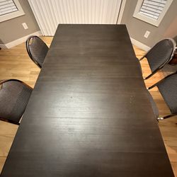 Dinning Table And Chairs