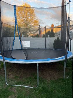 Trampoline 15’