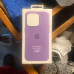 iPhone 14 Pro Silicone Case Mag Safe NEW IN BOx