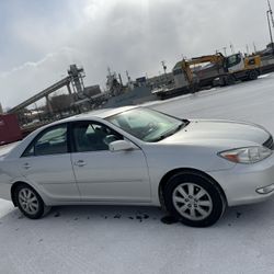 Toyota Camry 