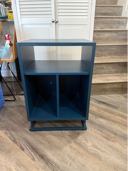 Blue Turntable Stand with metal frame