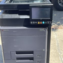 Kyocera TASKalfa 3252ci Color Copier Low Counter, 58K Only