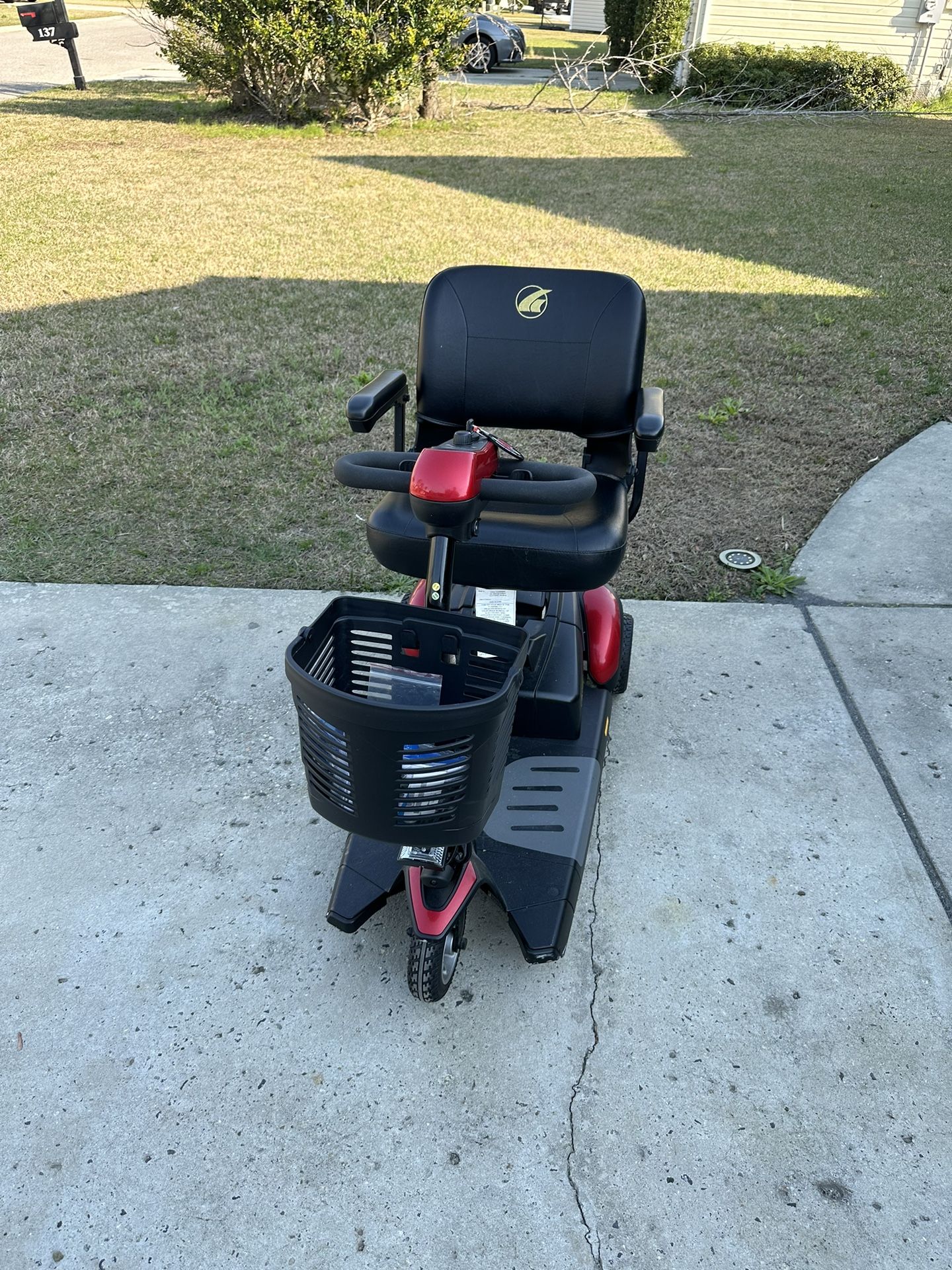 2019 Motorized Scooter & Ramp