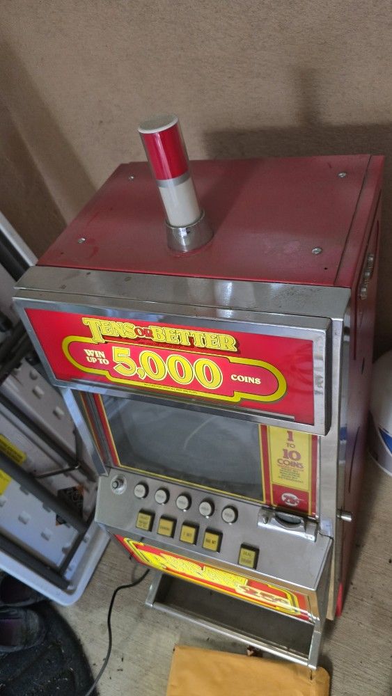 Slot