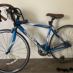 Fuji Finest Road Bike 