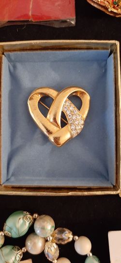 Vintage Monet Heart Shaped Brooch