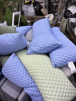 Below Zero Cooling Body Pillow