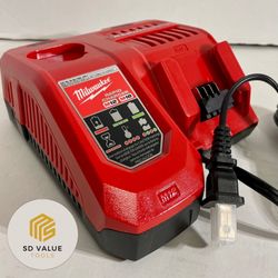 Milwaukee M12 and M18 12-Volt/18-Volt Lithiumion Multi-Voltage Rapid Battery Charger 