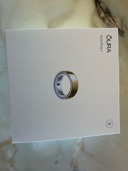 Oura Ring 4 gold size 9 NEW/Sealed