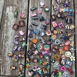 Crocs Charms 