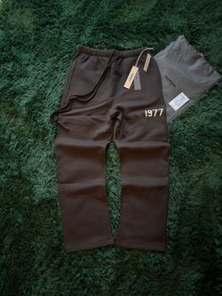 Fear Of God Essential Iron 1977 Sweatpants