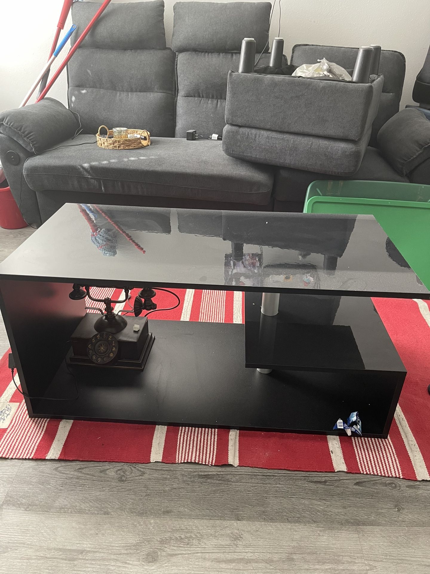 Entertainment Table
