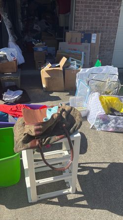 Garage Sale/ Free items