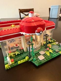 Pokemon Building Brick Lot - Pikachu, Squirtle + Big Builds