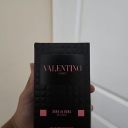 Valentino Cologne