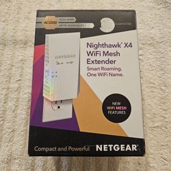 Netgear Nighthawk X4S AC2200 Tri-Band Wi-Fi Range Mesh Extender EX7500 White