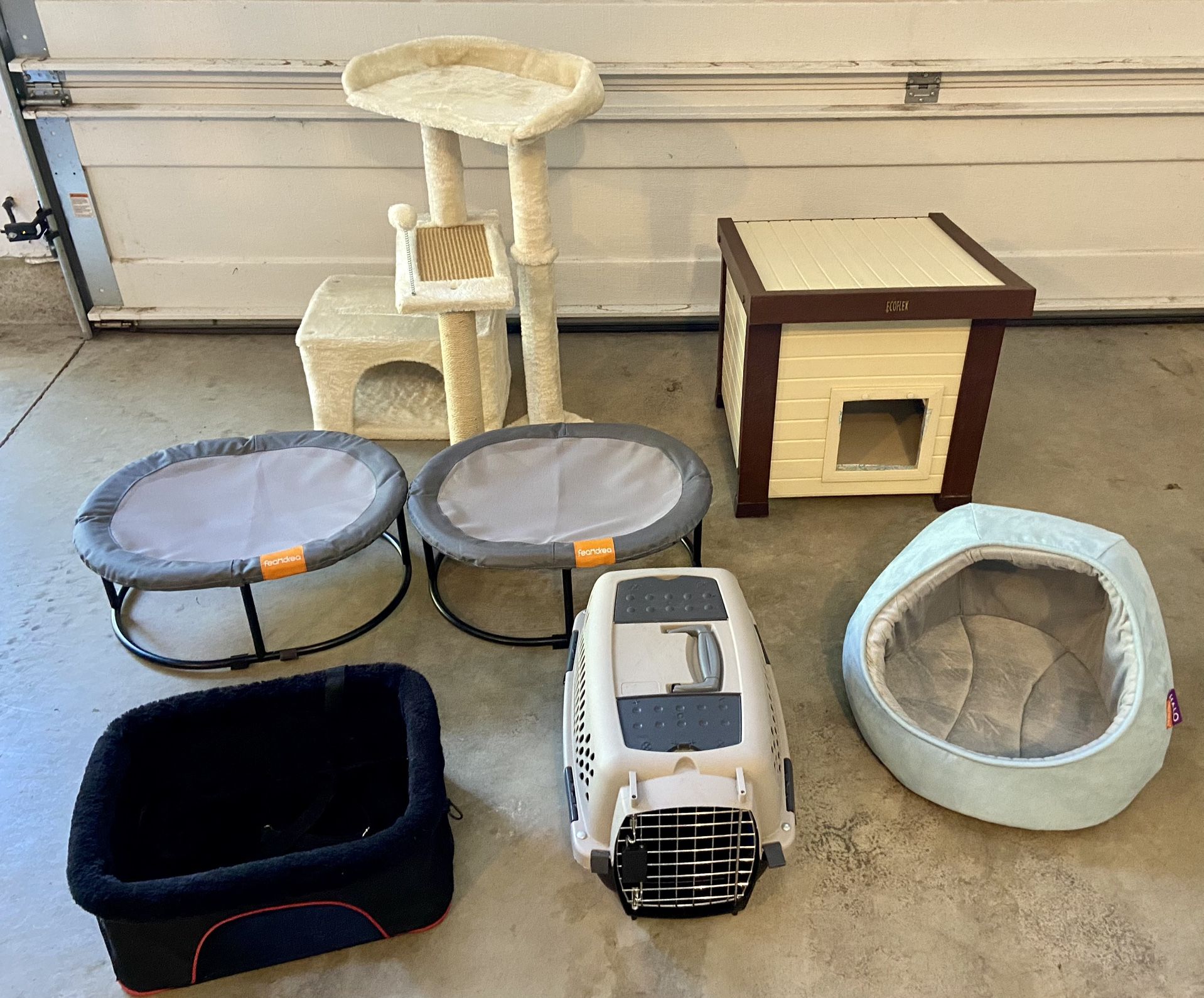Cat Supplies