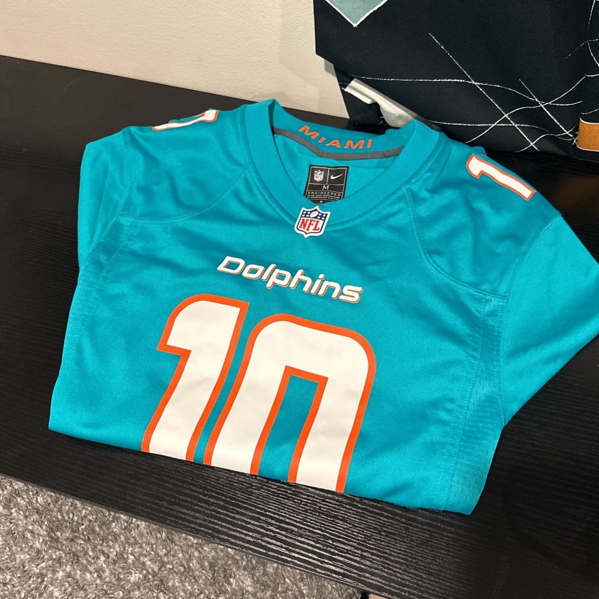 T Hill Jersey Medium