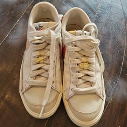 Nike Blazers Size 5