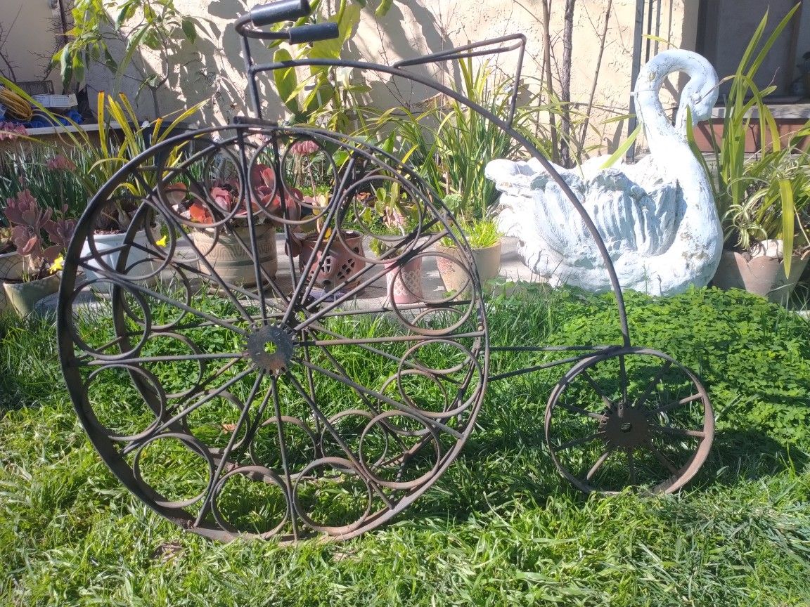 Antique Tricycle bike For 12 Wine Bottles