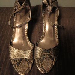 Rampage Gold Snake Skin 3" Heels Sz 7 $5 MPU SERIOUS INQUIRIES ONLY 