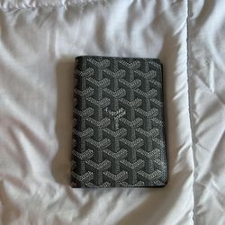 Authentic Goyard Saint Pierre Grey Card Wallet