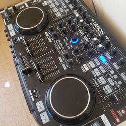 Denon DJ DN-MC6000

