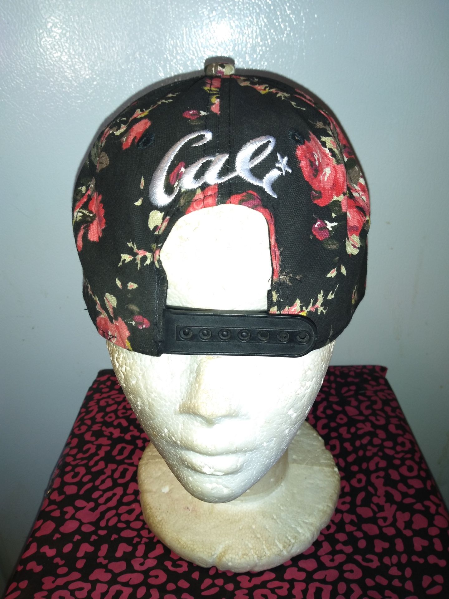 Cali SnapBack
