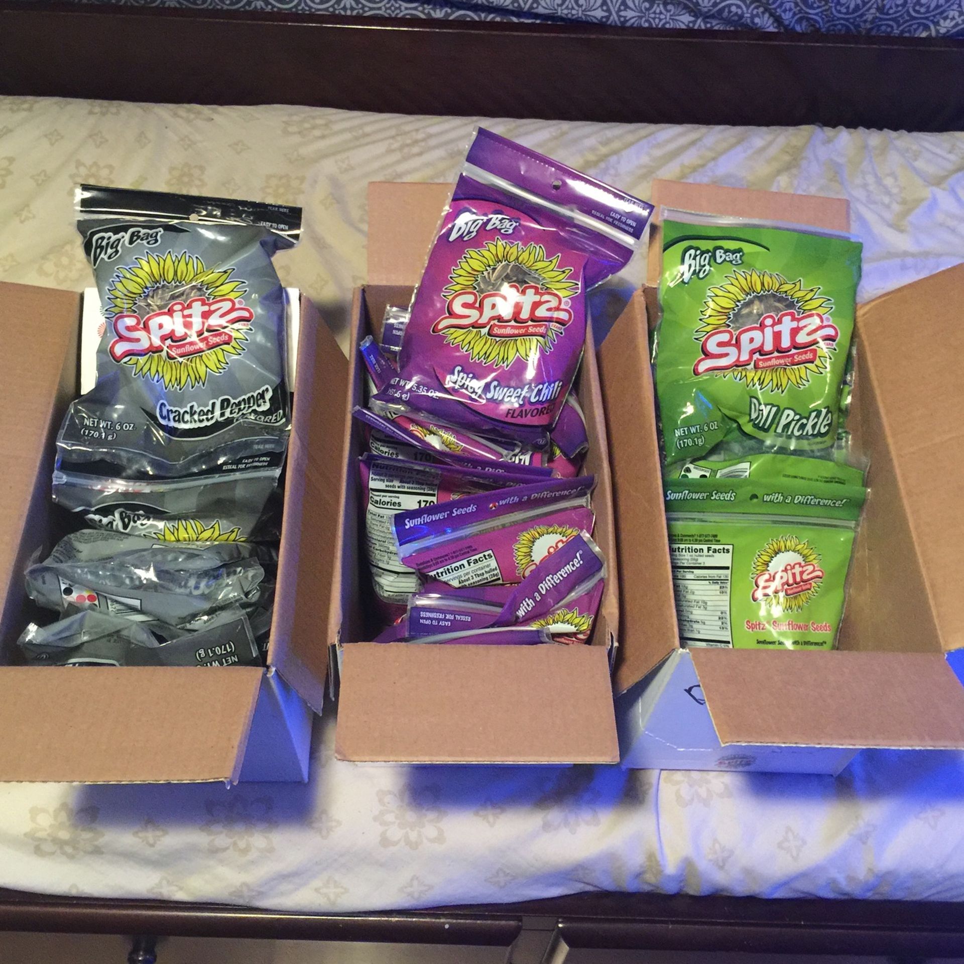 10 Bags/spicy Sweet Chili/8bags Cracked Black Pepper /6bags Dill Pickle