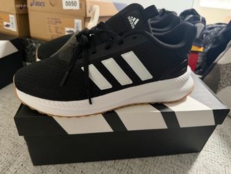 New!!! Adidas Running Sneakers Black White cloud foam