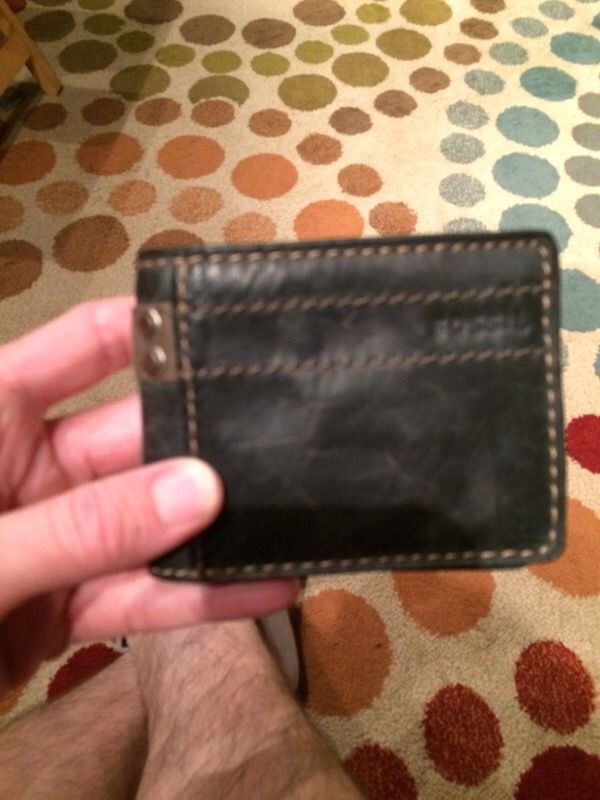 Fossil wallet