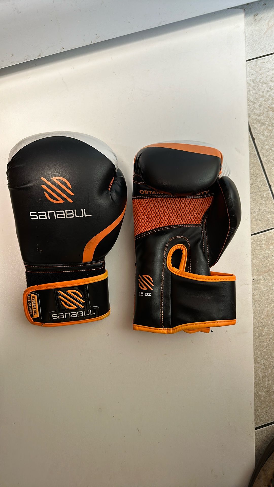Sanabul 12 Oz Essential Gel Gloves For Training, Punching And Sparring