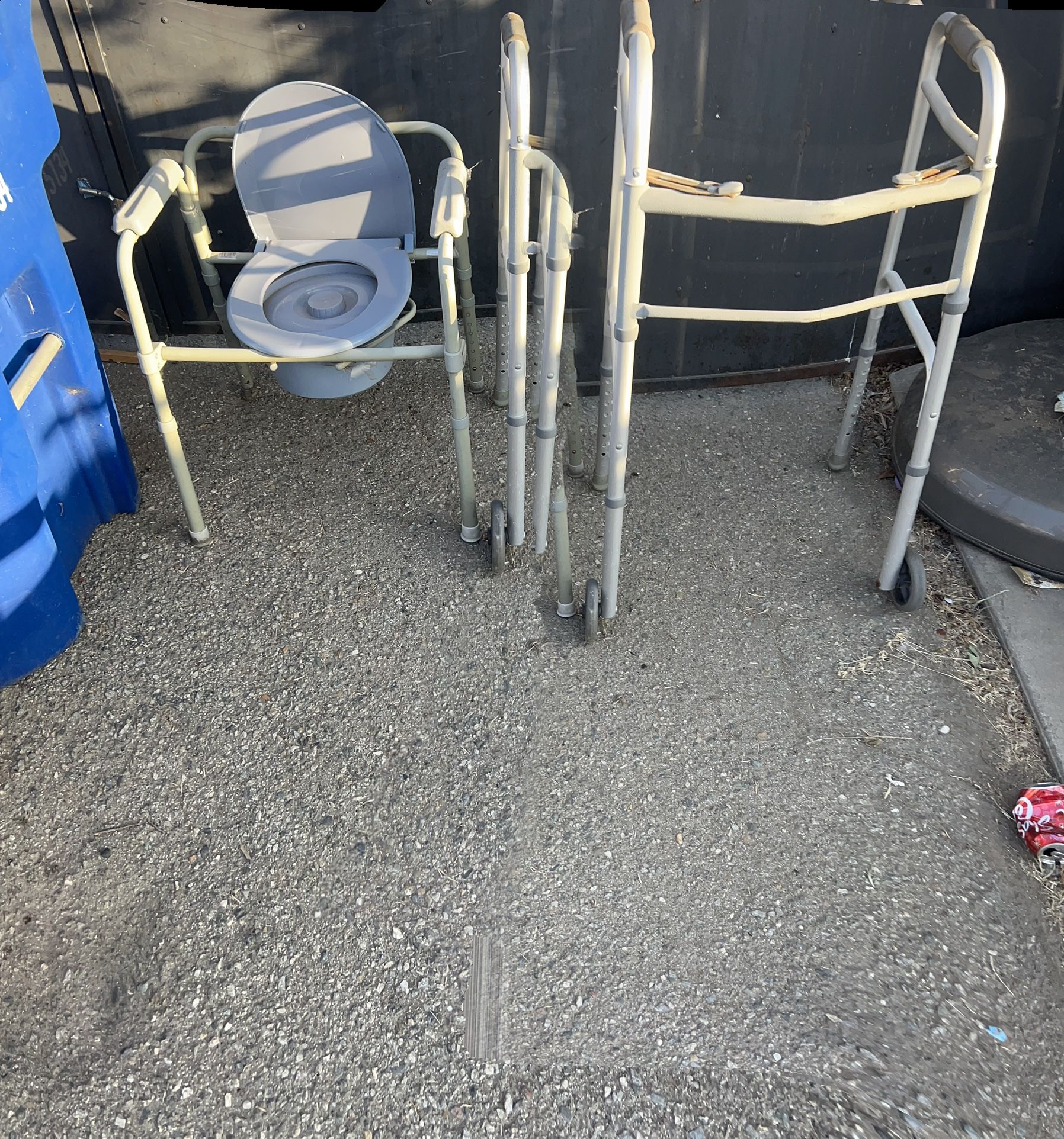 Adult walker and commode
