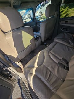 Yukon middle seats and 3rd row