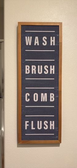 Bathroom wall decor