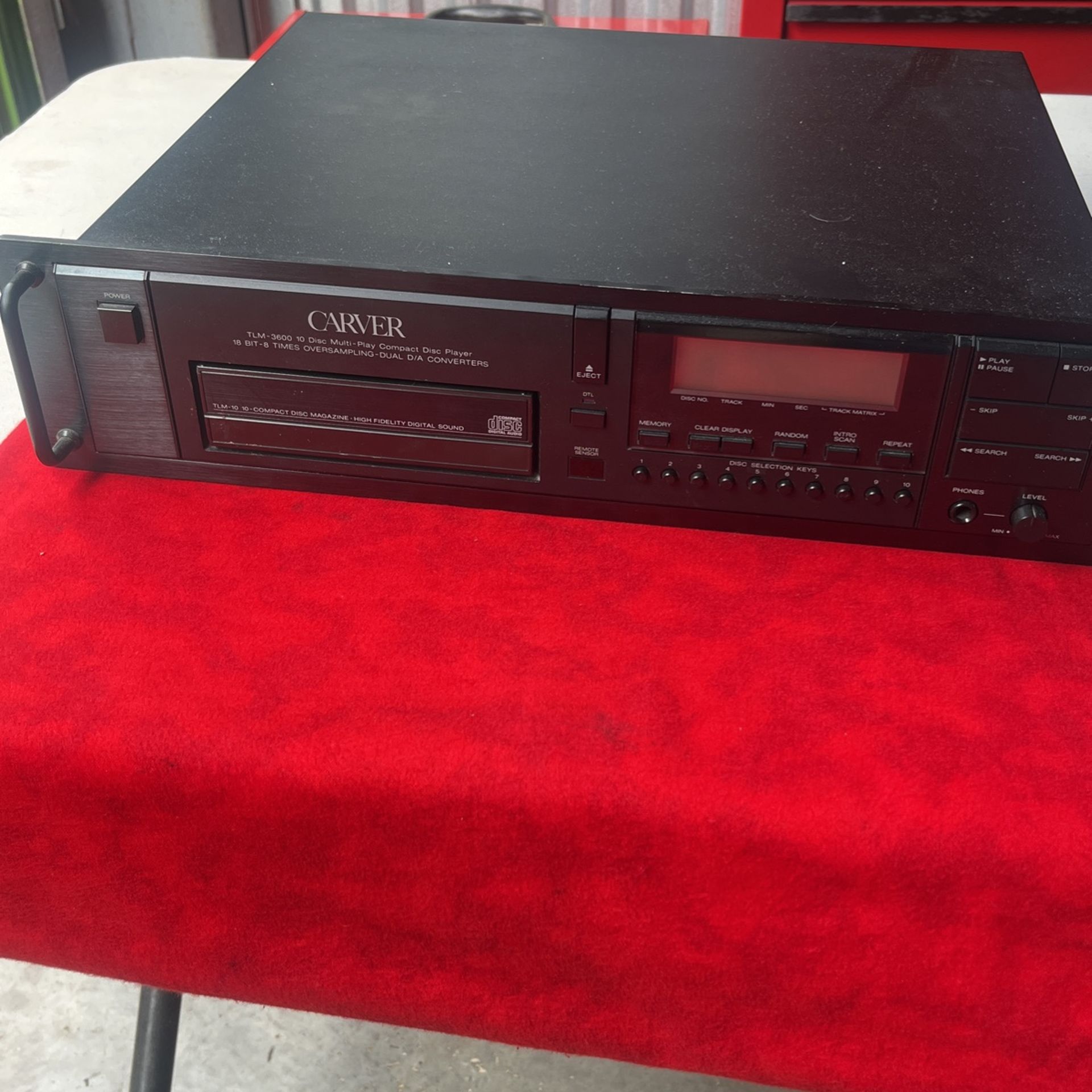 Carver TLM-3600 10 Disc Multi Play CD Player