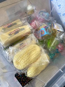 Squishys different kinds great prices willing to make deals